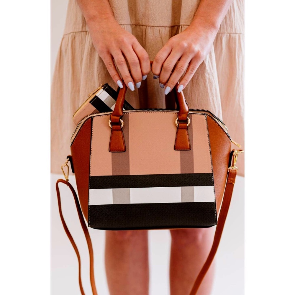 (NWT) Brown handbag with neutral plaid colors with wallet (Paris crossbo…